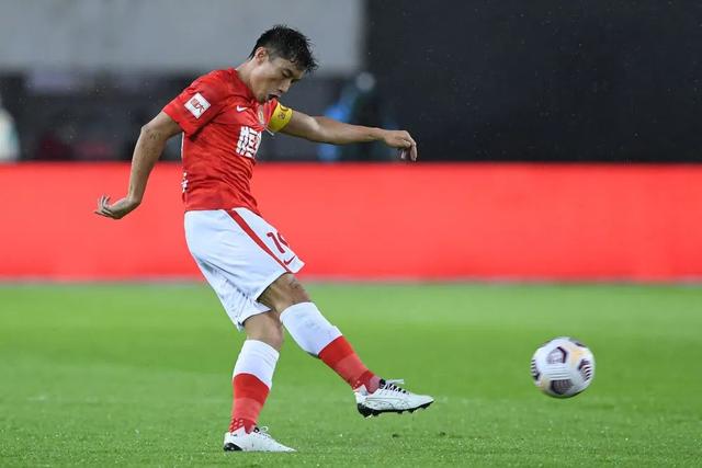 官宣：疆粤交易正式达成 周琦赵睿完成CBA注册